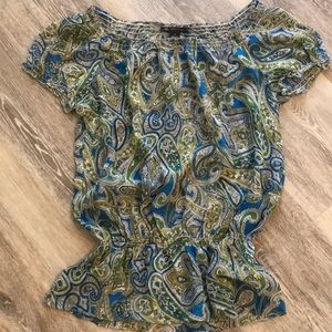 Women’s paisley top size 6